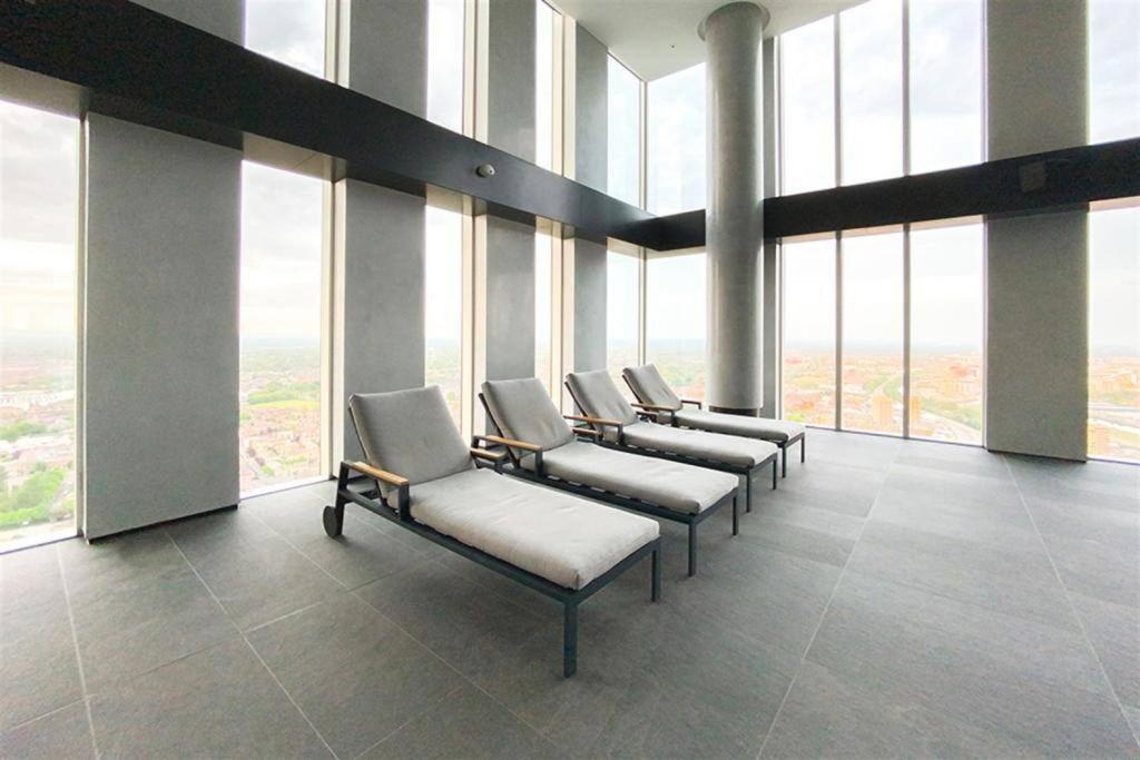 Luxury 2 Bedroom Apartment Manchester City Centre Экстерьер фото
